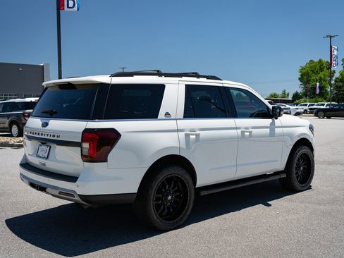 Used 2022 Ford Expedition Timberline AWD/4WD image 10