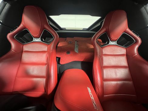Used 2019 Chevrolet Corvette Z06 RWD image 14