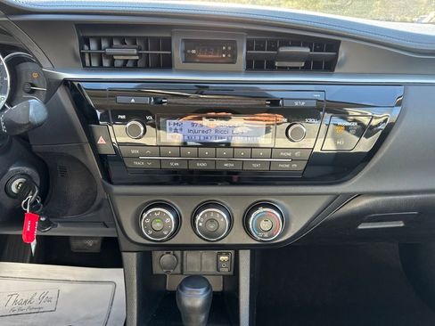Used 2015 Toyota Corolla L image 17