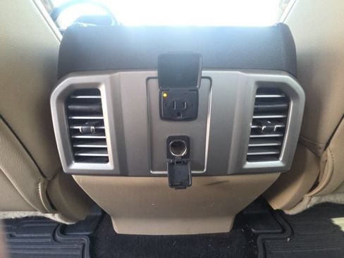 Used 2016 Ford F150 Lariat RWD image 14