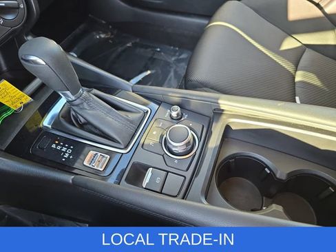 Used 2018 MAZDA MAZDA3 Sport image 22