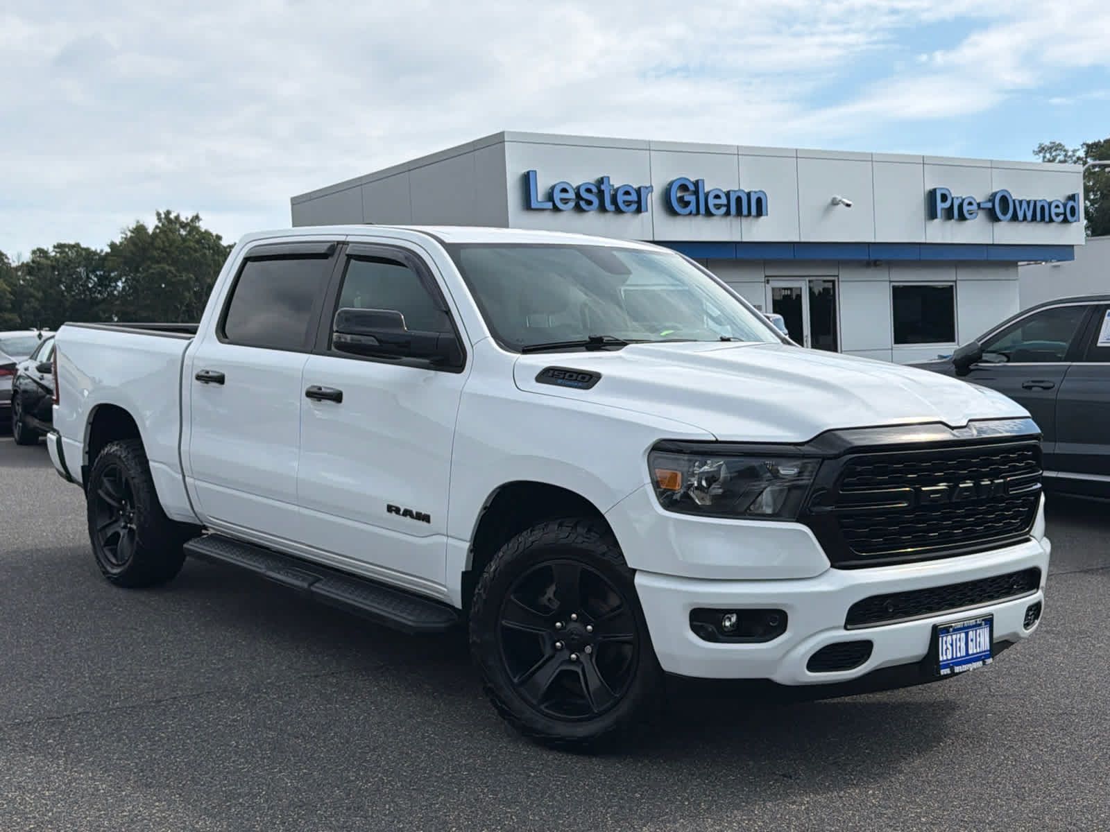 Used 2023 RAM 1500 Big Horn AWD/4WD image 2