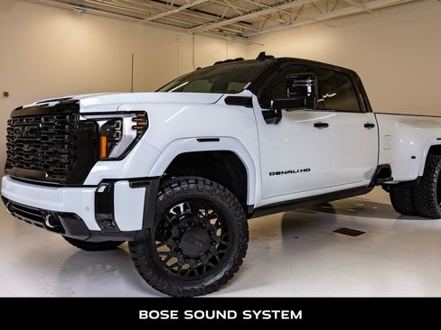 Used 2026 GMC Sierra 3500 Denali Ultimate AWD/4WD image 5