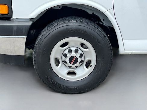 Used 2023 GMC Savana 2500 w/ Driver Convenience Package RWD image 26