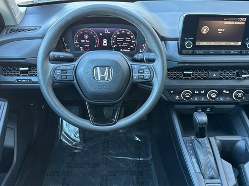 Certified 2023 Honda Accord EX image 17