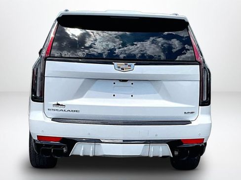 Used 2023 Cadillac Escalade V AWD/4WD image 7