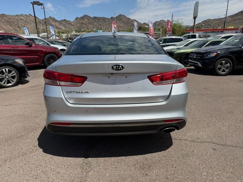 Used 2016 Kia Optima LX w/ LX Convenience Package FWD image 6