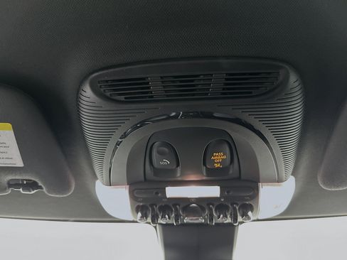 Used 2024 MINI Cooper Clubman S w/ MINI Untold Edition image 18