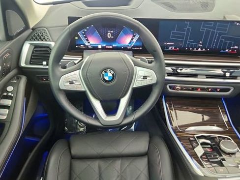 Used 2026 BMW X7 xDrive40i image 39