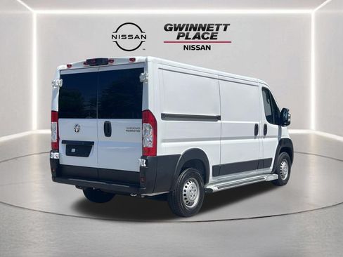 Used 2025 RAM ProMaster 2500 w/ U-Haul Equipment Group FWD image 23