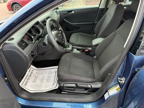 Used 2016 Volkswagen Jetta S image 13
