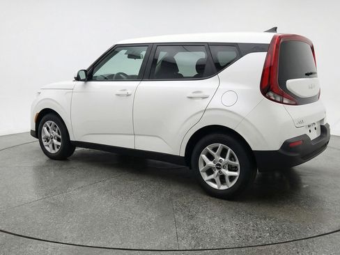 Used 2025 Kia Soul LX w/ LX Technology Package image 6