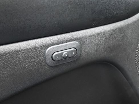 Used 2018 Jeep Grand Cherokee Limited image 19