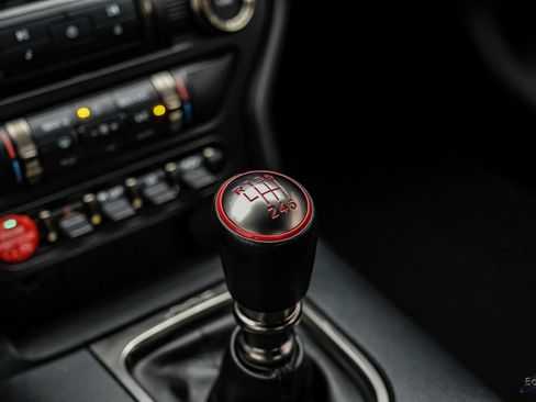 Used 2016 Ford Mustang Shelby GT350R w/ GT350R Equipment Group 920A image 58