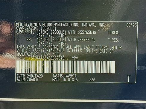 Certified 2025 Toyota Grand Highlander AWD image 33