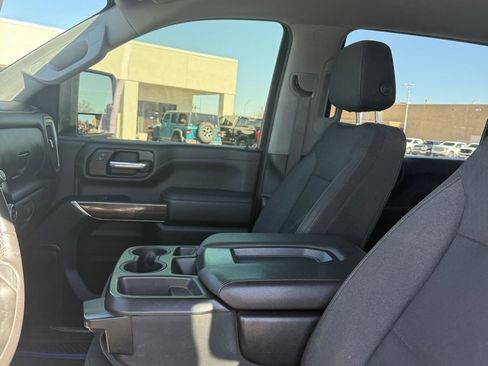 Used 2022 Chevrolet Silverado 2500 LT w/ Fleet Comfort Package image 19