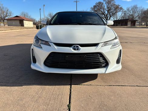 Used 2016 Scion tC image 6