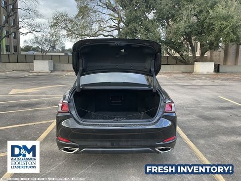 Used 2022 Lexus ES 350 w/ Premium Package image 6