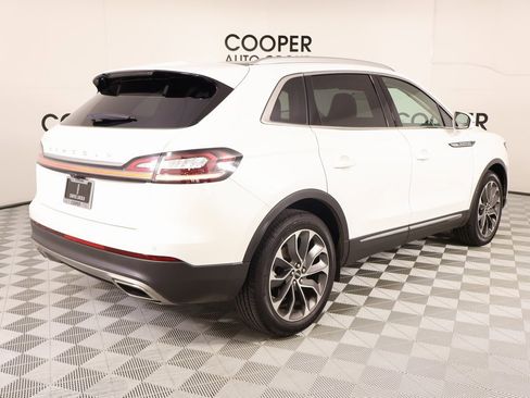 Certified 2022 Lincoln Nautilus Reserve image 21