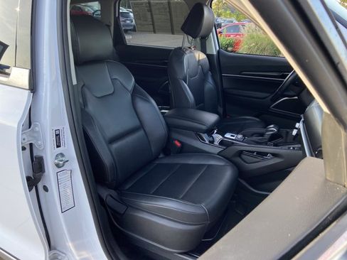 Used 2025 Kia Telluride S AWD/4WD image 20