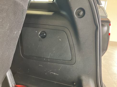 Used 2019 Ford Explorer XLT w/ Equipment Group 202A image 34