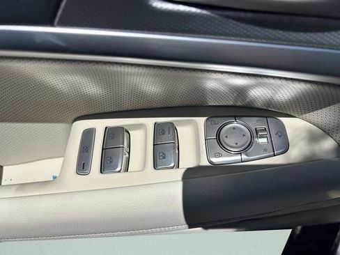 New 2026 Genesis G70 2.5T Prestige RWD image 21