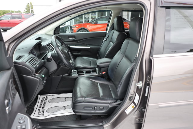 Used 2015 Honda CR-V Touring image 16