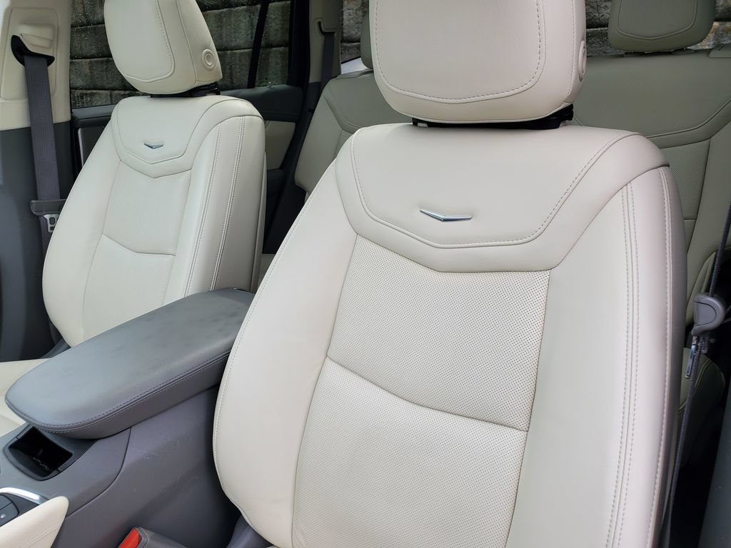 Used 2021 Cadillac XT6 Premium Luxury AWD/4WD image 37