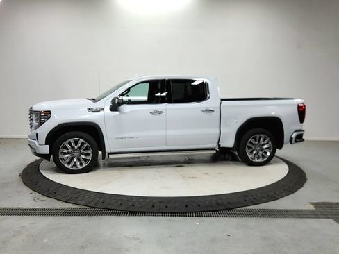 Used 2026 GMC Sierra 1500 Denali w/ Denali Reserve Package AWD/4WD image 5