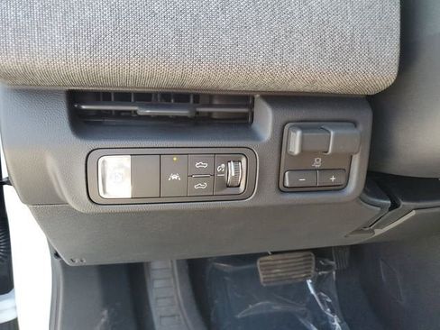 New 2026 GMC Sierra EV Elevation image 29