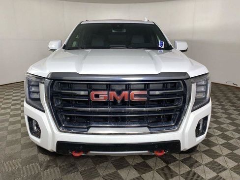 Used 2023 GMC Yukon XL AT4 w/ AT4 Premium Plus Package AWD/4WD image 57