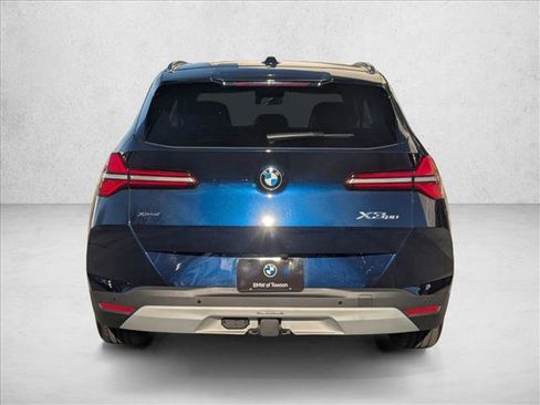 Used 2025 BMW X3 xDrive30i w/ Premium Package image 6