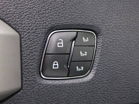 Used 2022 Ford F450 Lariat w/ Lariat Ultimate Package image 19