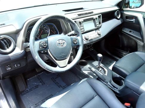Used 2014 Toyota RAV4 Limited FWD image 21