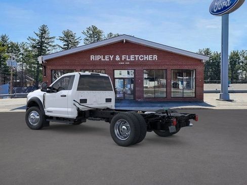 New 2025 Ford F550 4x4 Regular Cab Super Duty image 4