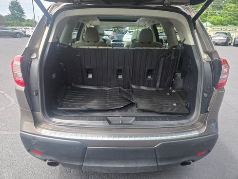 Used 2022 Subaru Ascent Limited w/ Technology Package AWD/4WD image 15