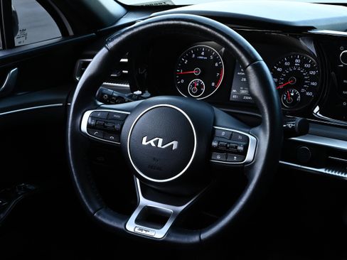 Used 2023 Kia K5 GT-Line w/ GT-Line Premium Package image 27