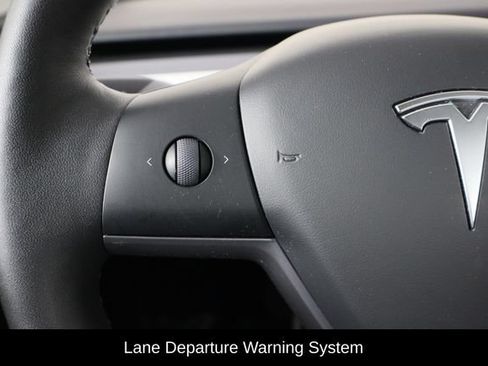Used 2023 Tesla Model 3 Standard Range RWD image 8