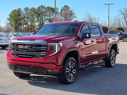 Used 2024 GMC Sierra 1500 AT4 image 2