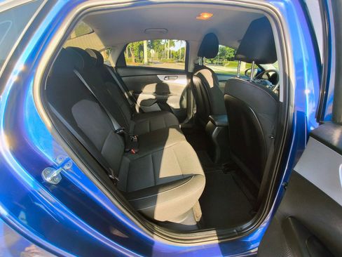 Used 2022 Kia Forte LXS FWD image 32