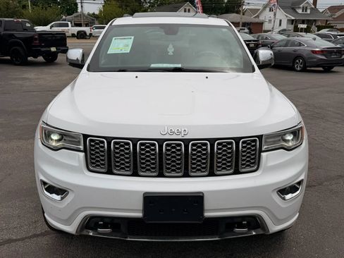 Used 2019 Jeep Grand Cherokee Overland AWD/4WD image 6