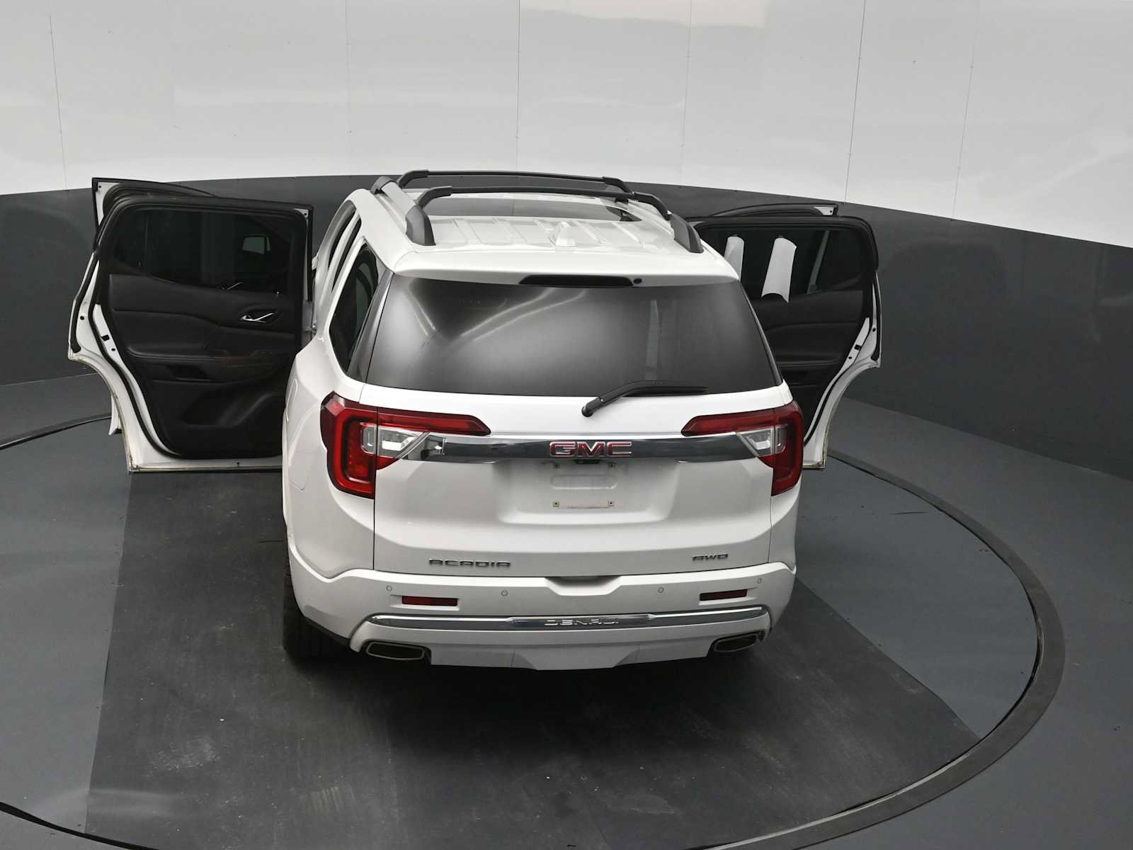 Used 2022 GMC Acadia Denali w/ Denali Ultimate Package AWD/4WD image 26