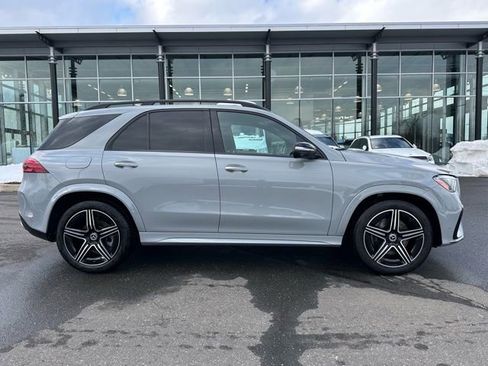 Certified 2025 Mercedes-Benz GLE 450 4MATIC image 8