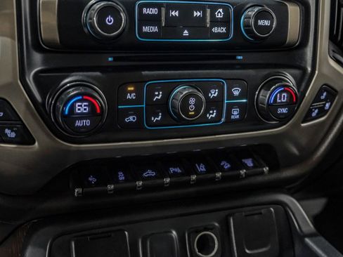 Used 2017 GMC Sierra 2500 Denali w/ Duramax Plus Package image 25