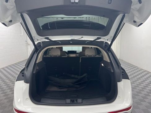 Certified 2023 Lincoln Corsair AWD w/ Equipment Group 101A image 8