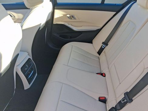 Used 2026 BMW 330i Sedan w/ Convenience Package RWD image 27