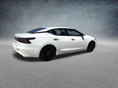 Used 2023 Nissan Maxima SV w/ Floor Mat Group FWD image 4