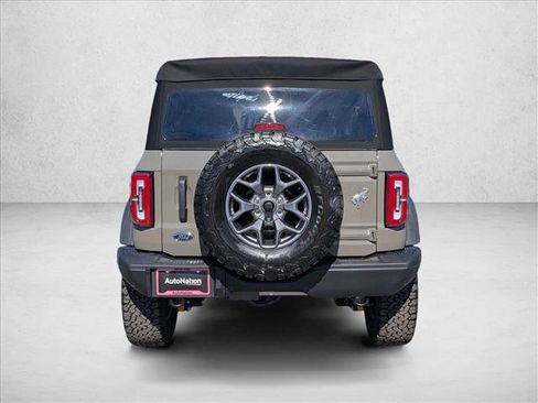 New 2025 Ford Bronco Badlands image 7