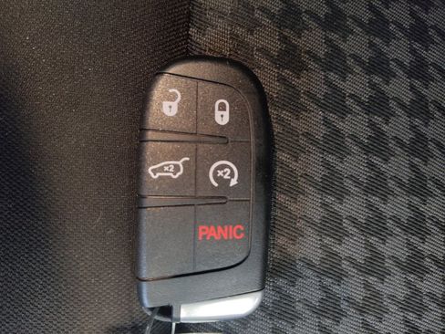 Used 2021 Dodge Challenger SXT w/ Blacktop Package image 32