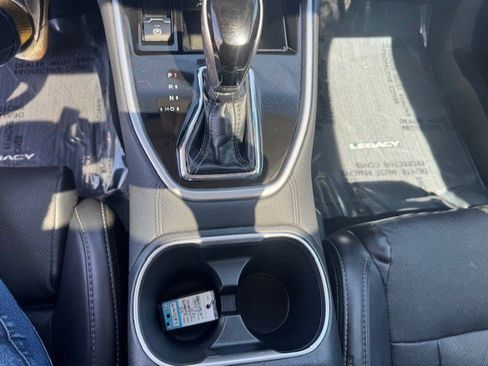 Used 2022 Subaru Legacy Limited image 25